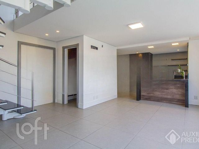 Apartamento com 56m², 1 dormitório, 1 suíte, 1 vaga, Auxiliadora em Porto Alegre