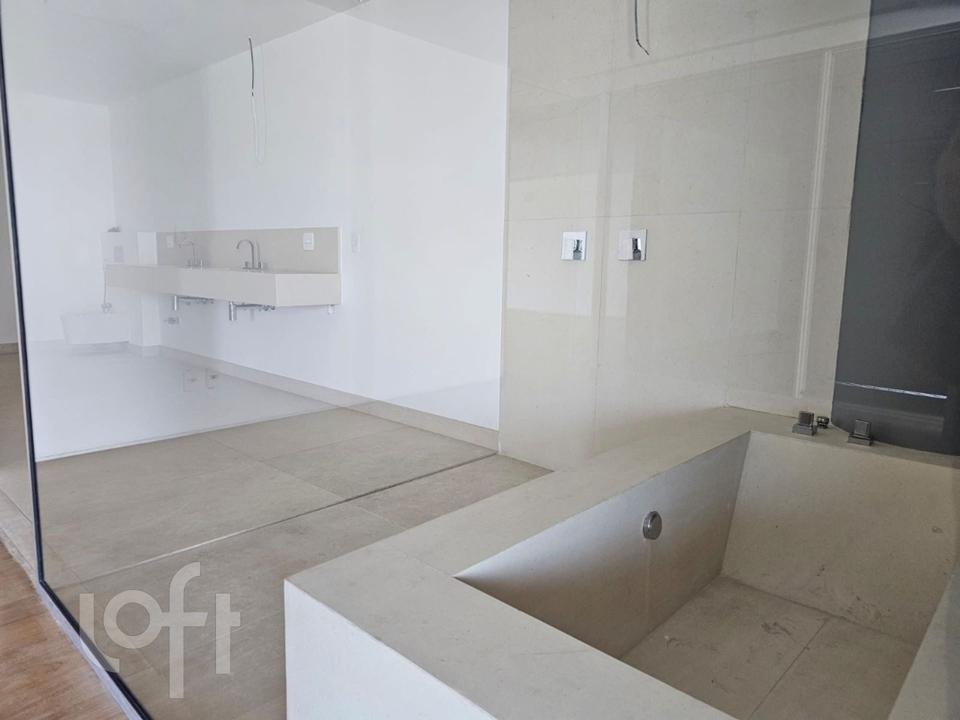 Apartamento à venda com 1 quarto, 169m² - Foto 16