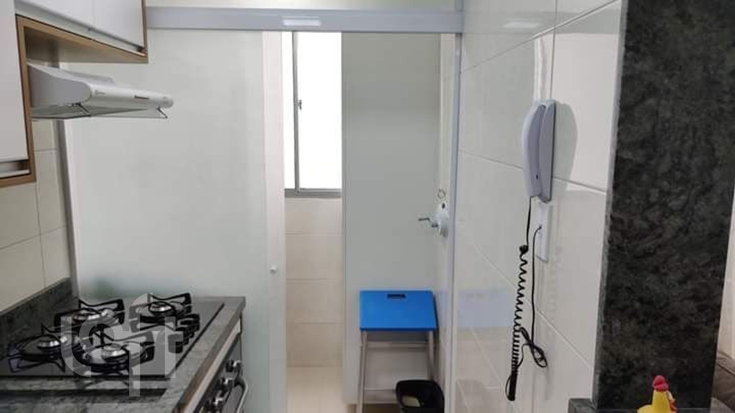 Apartamento à venda com 2 quartos, 44m² - Foto 5