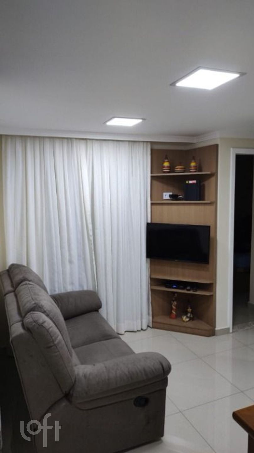 Apartamento à venda com 2 quartos, 44m² - Foto 2