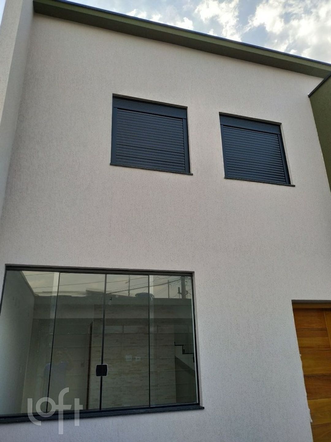 Casa à venda com 3 quartos, 100m² - Foto 3