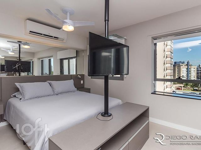 Apartamento com 37m², 1 dormitório, 1 vaga, Chácara das Pedras em Porto Alegre