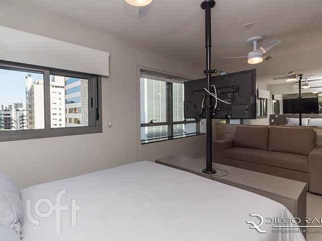 Apartamento com 37m², 1 dormitório, 1 vaga, Chácara das Pedras em Porto Alegre