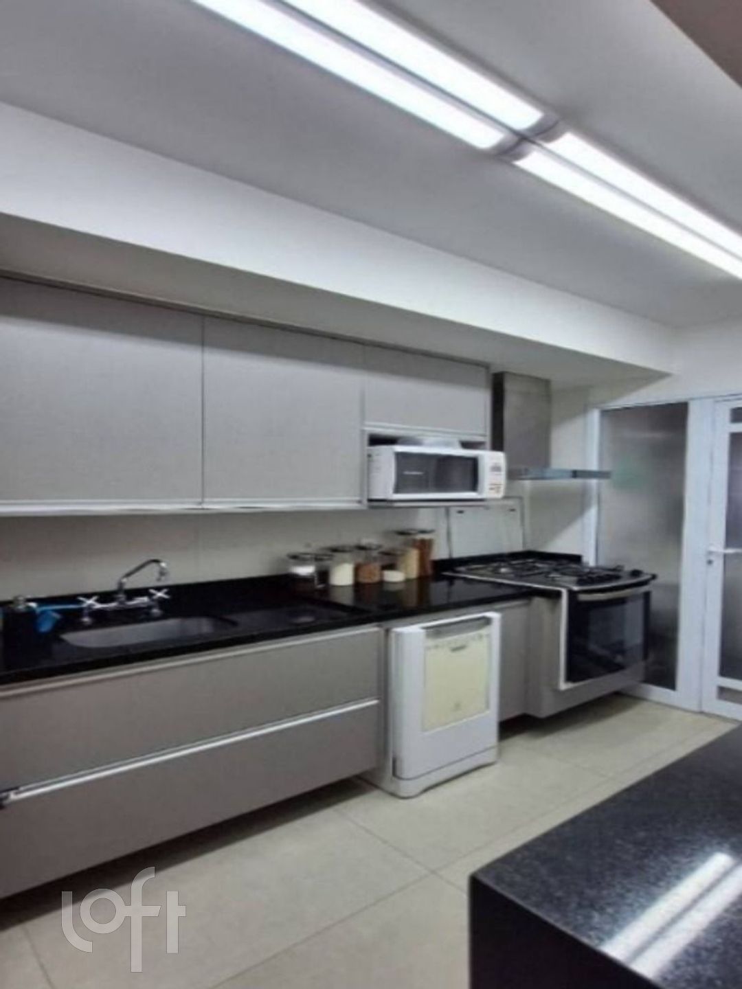 Apartamento à venda com 4 quartos, 137m² - Foto 7