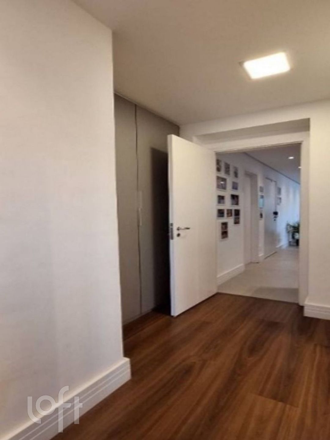 Apartamento à venda com 4 quartos, 137m² - Foto 19