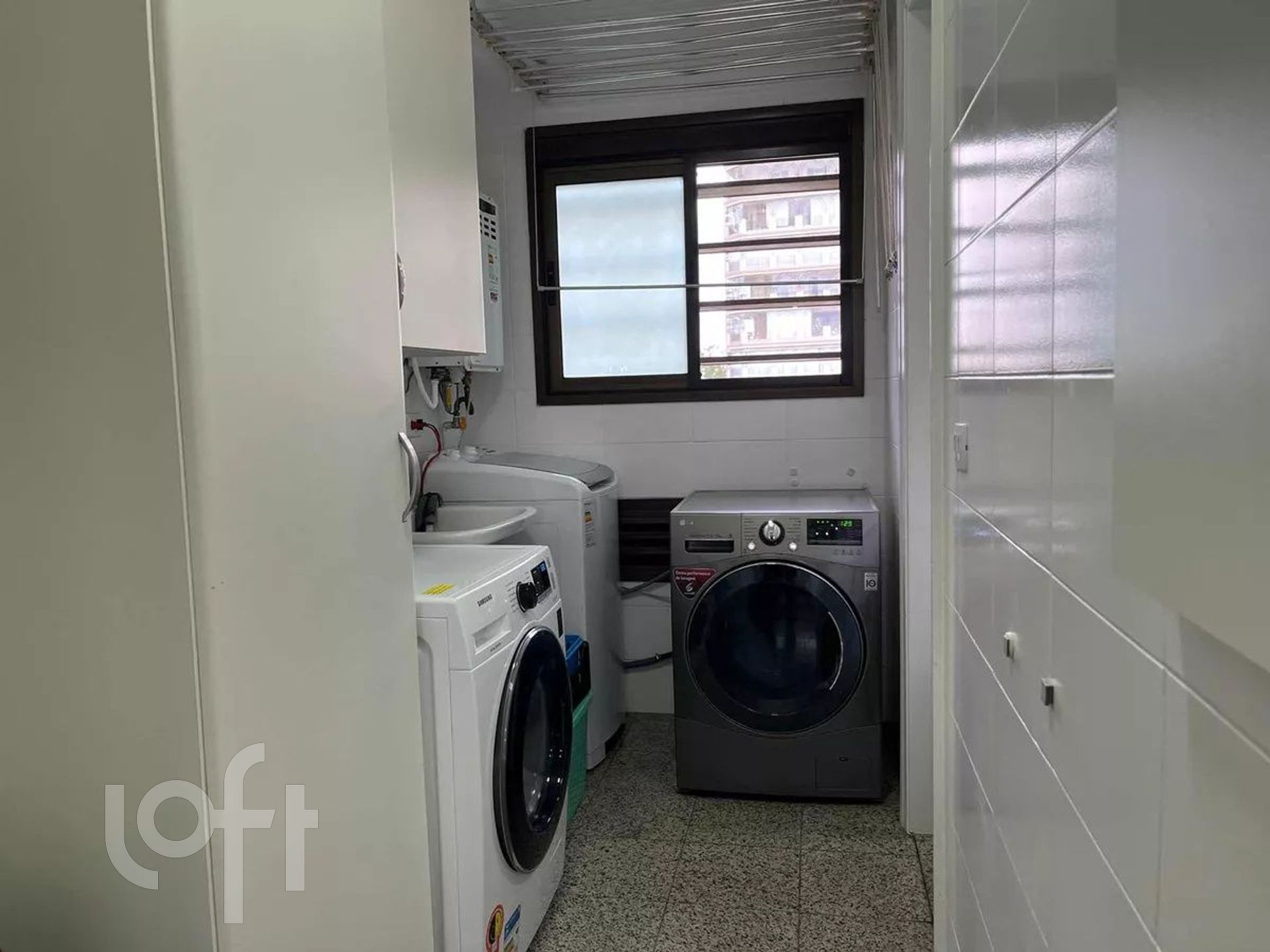 Apartamento à venda com 5 quartos, 226m² - Foto 14