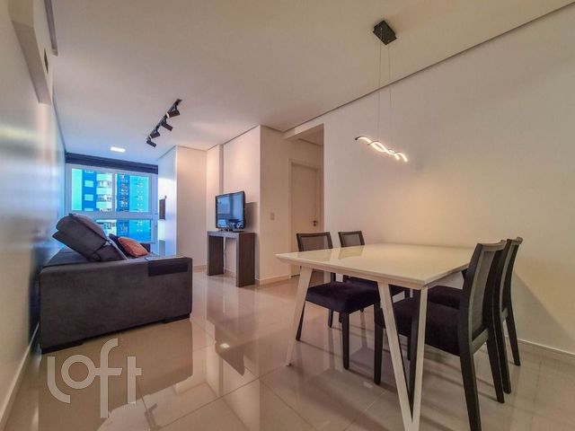 Apartamento com 69m², 2 dormitórios, 1 suíte, 2 vagas, Rio Branco em Novo Hamburgo