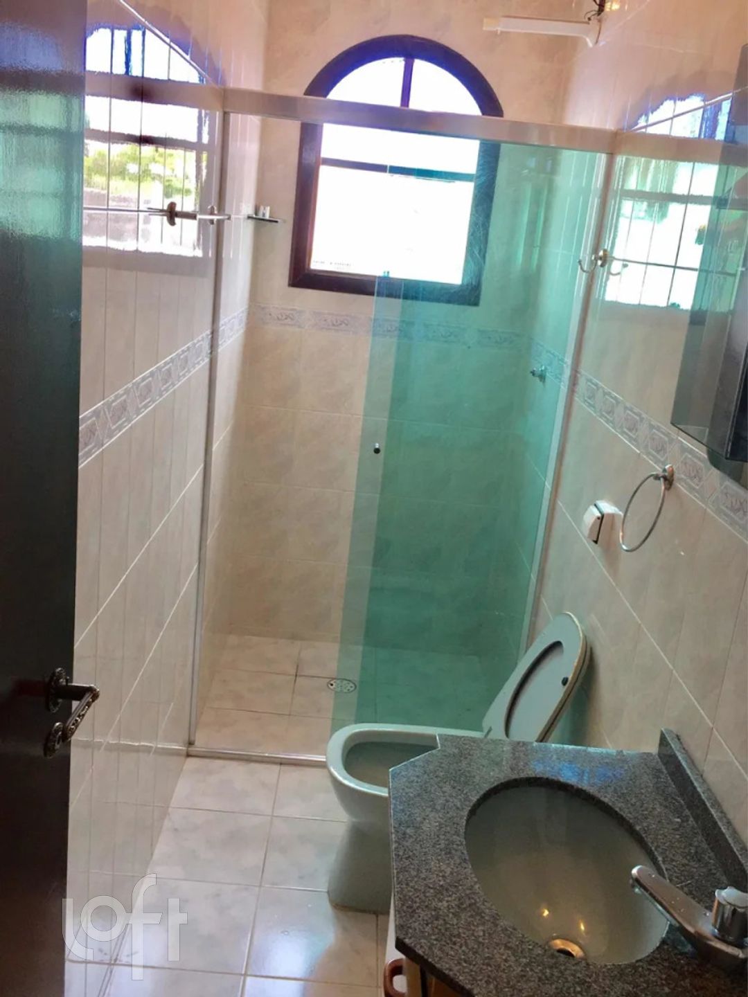 Casa à venda com 5 quartos, 240m² - Foto 11