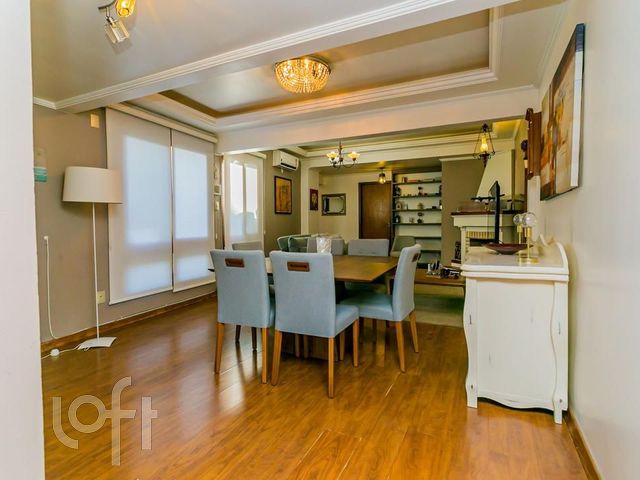 Apartamento com 109m², 2 dormitórios, 1 suíte, 1 vaga, Bom Fim em Porto Alegre