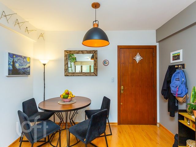 Apartamento com 56m², 2 dormitórios, 1 suíte, 1 vaga, Chácara das Pedras em Porto Alegre