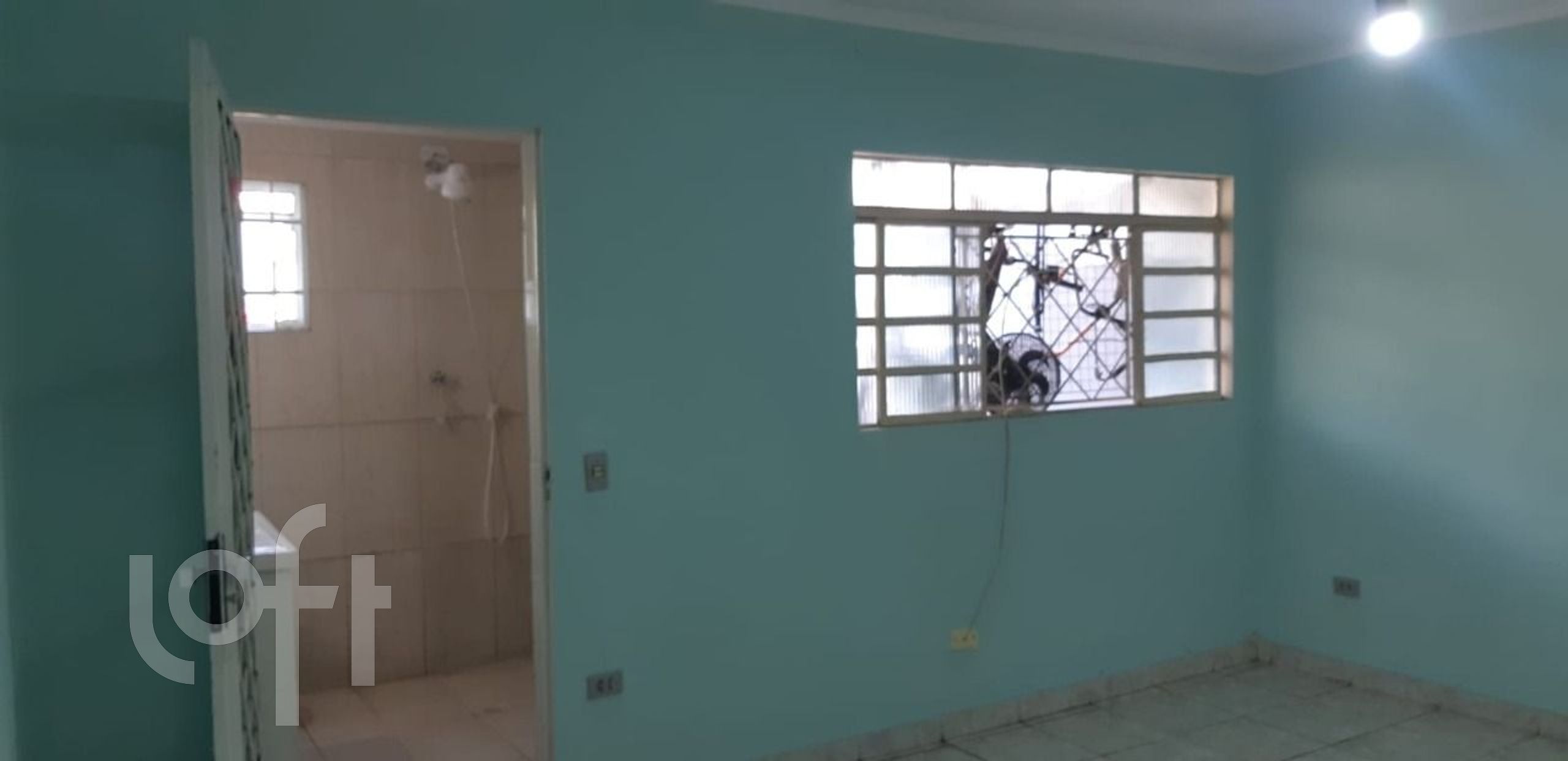 Casa à venda com 3 quartos, 200m² - Foto 2