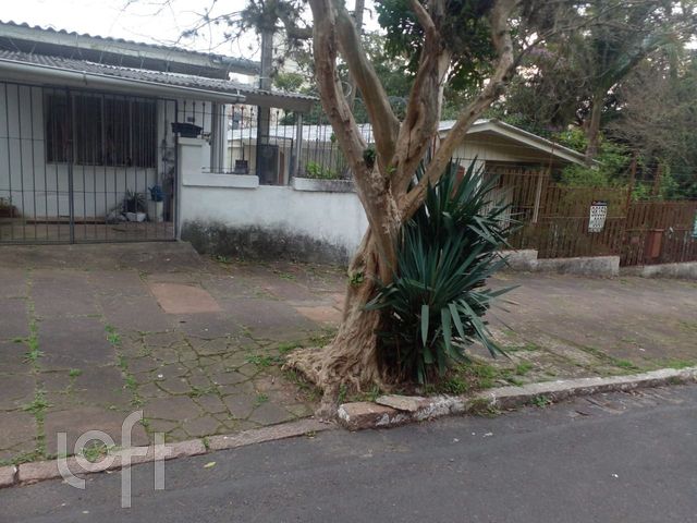 Casa com 203m², 1 dormitório, Higienópolis em Porto Alegre