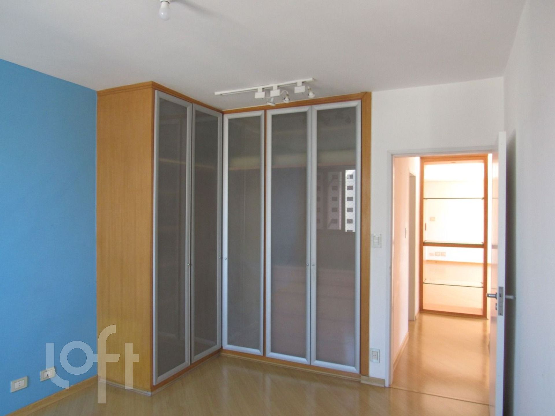 Apartamento à venda com 3 quartos, 115m² - Foto 8