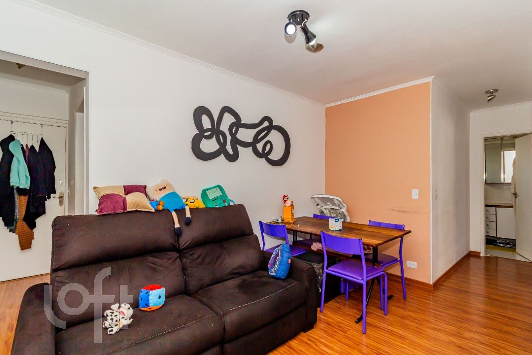 Apartamento à venda com 2 quartos, 65m² - Foto 1