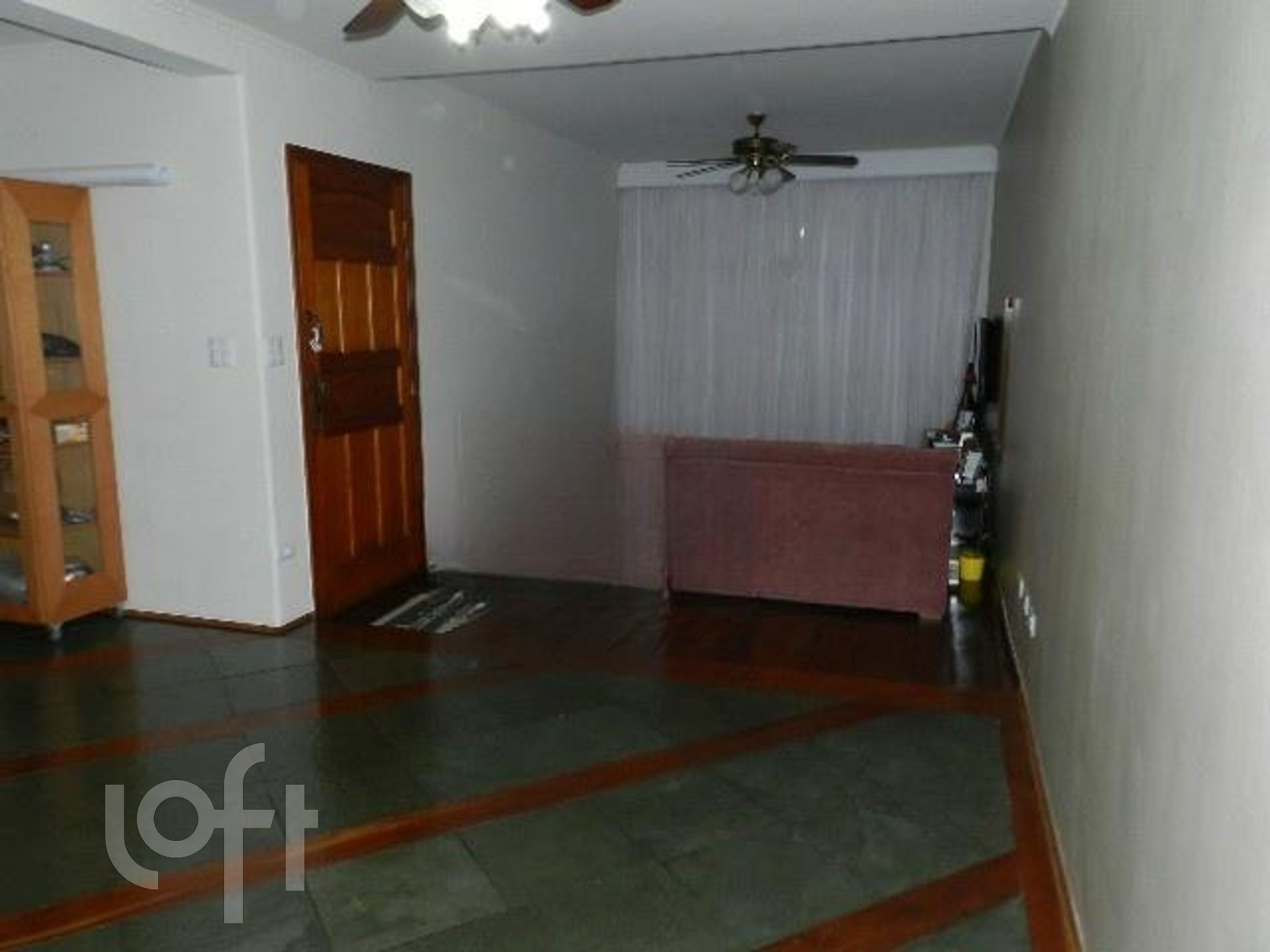 Casa à venda com 3 quartos, 140m² - Foto 1