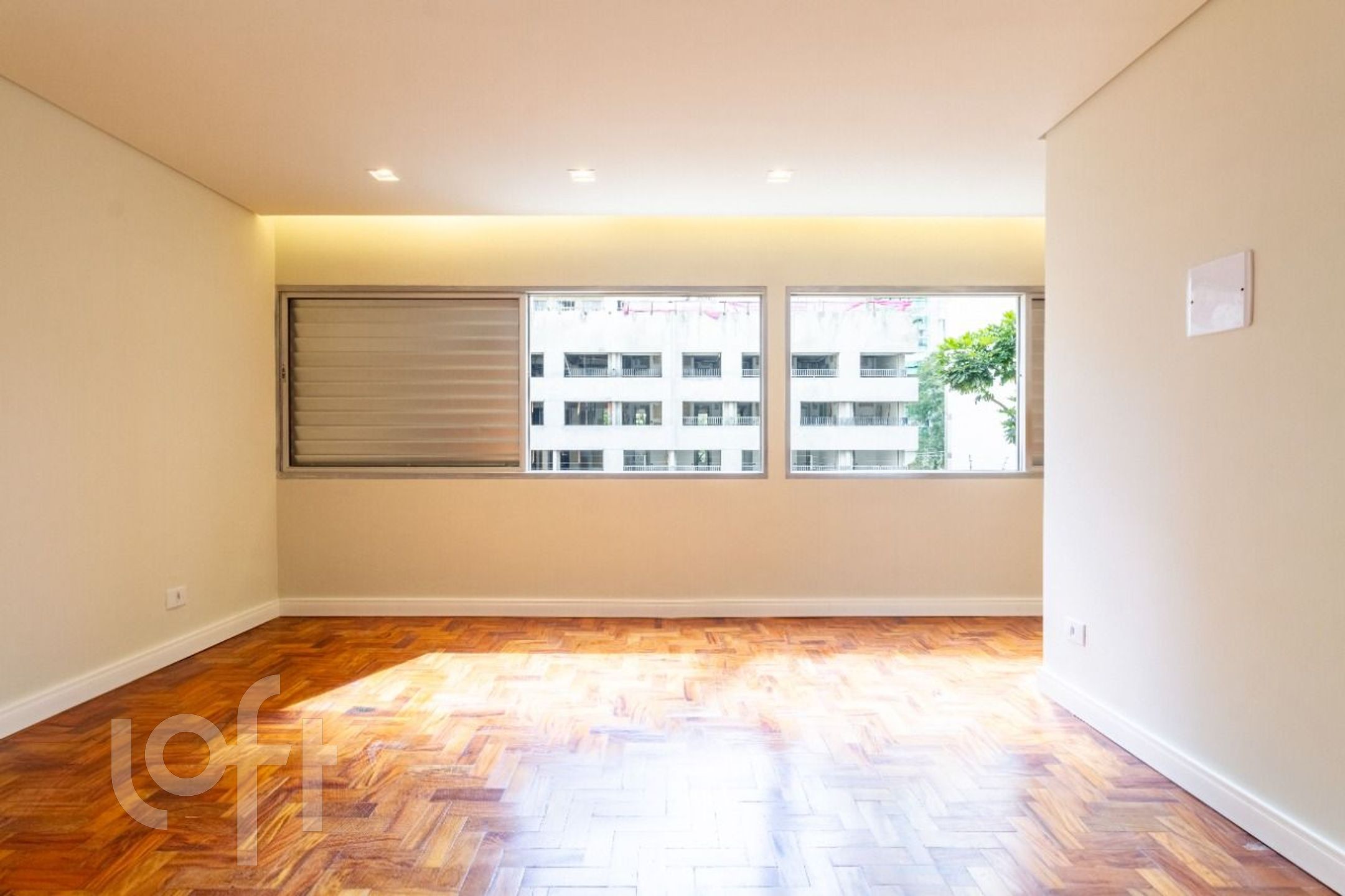 Apartamento à venda com 4 quartos, 168m² - Foto 17