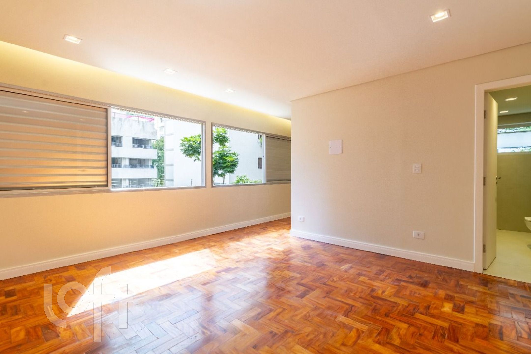 Apartamento à venda com 4 quartos, 168m² - Foto 9