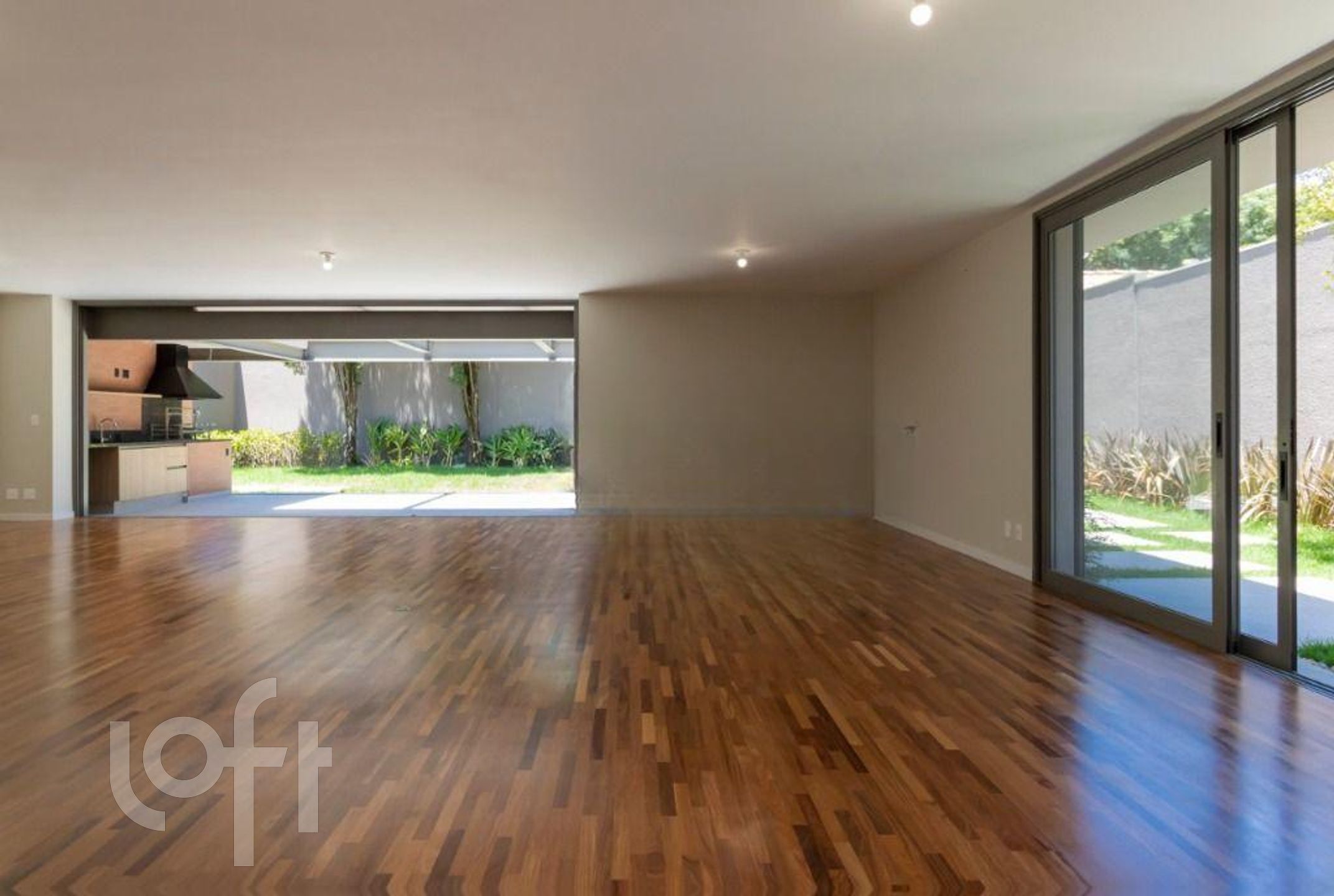 Casa à venda com 4 quartos, 377m² - Foto 6