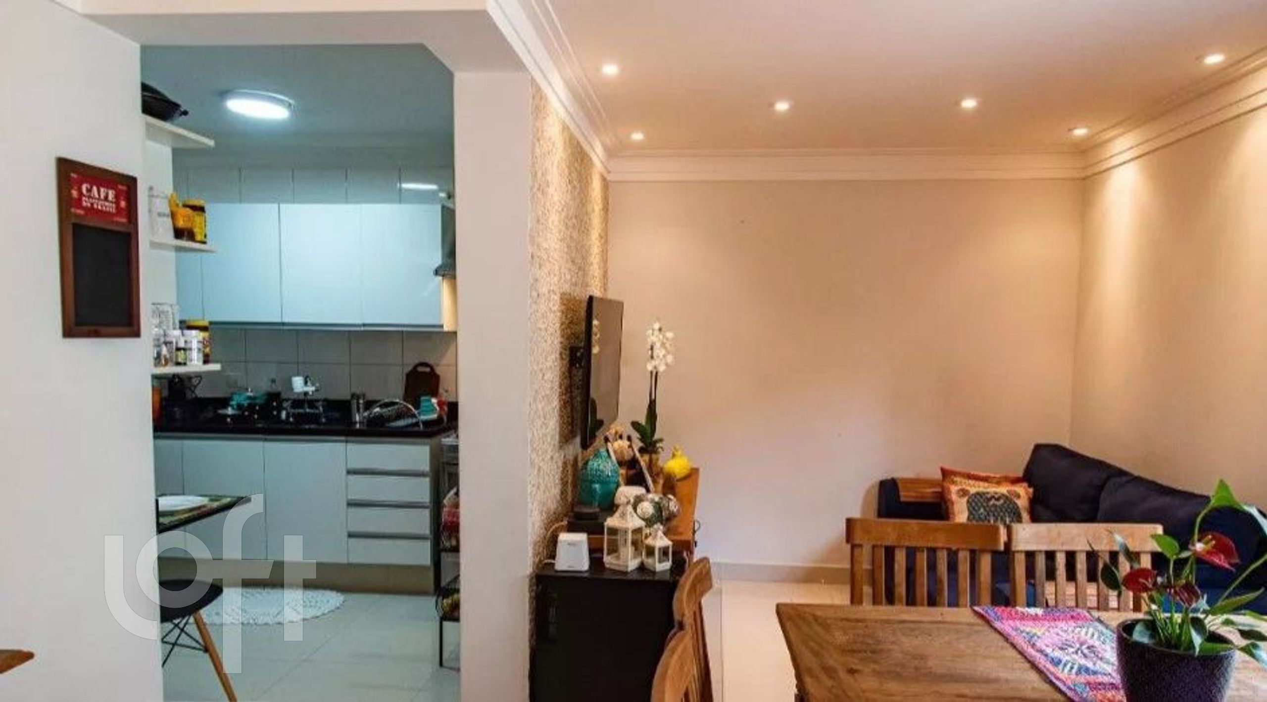 Casa à venda com 3 quartos, 110m² - Foto 2