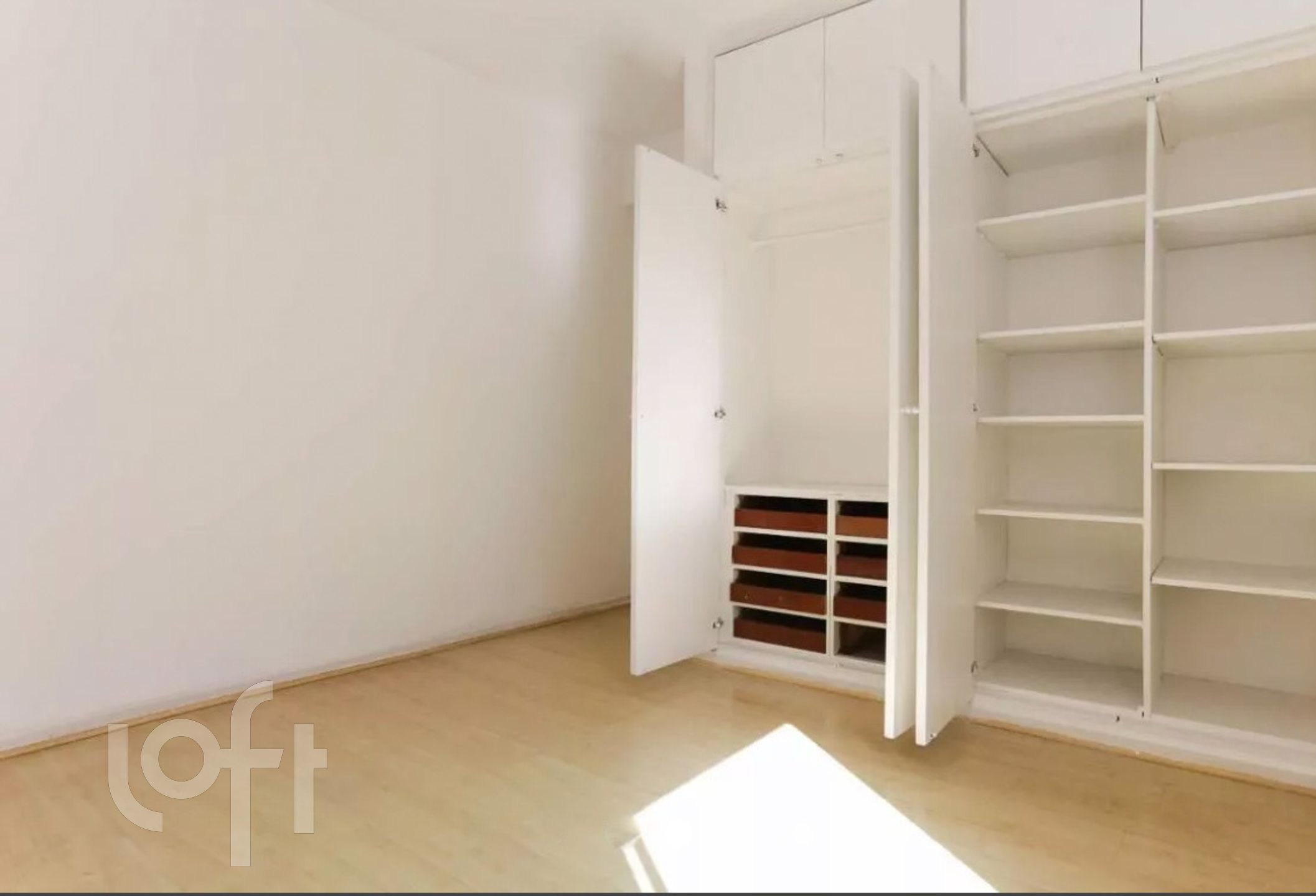 Apartamento à venda com 2 quartos, 106m² - Foto 9