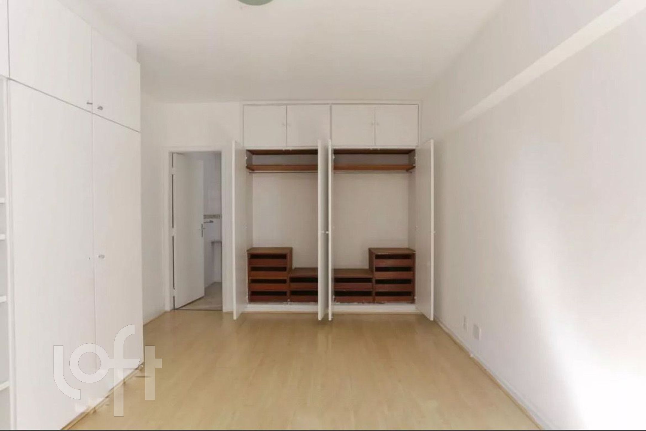 Apartamento à venda com 2 quartos, 106m² - Foto 7