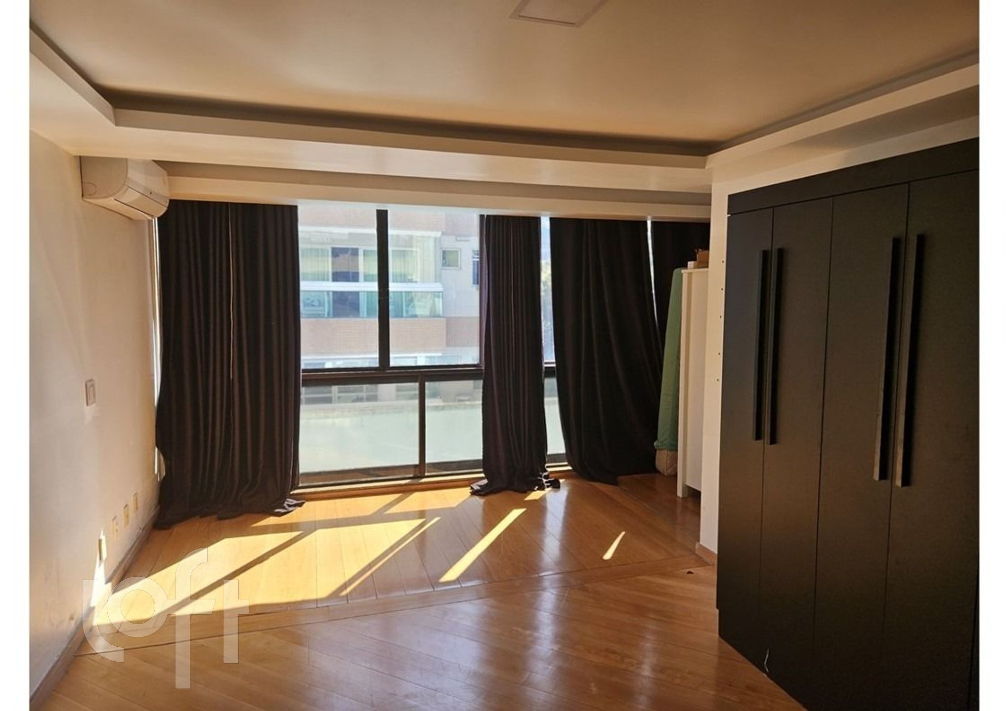 Apartamento à venda com 4 quartos, 186m² - Foto 13