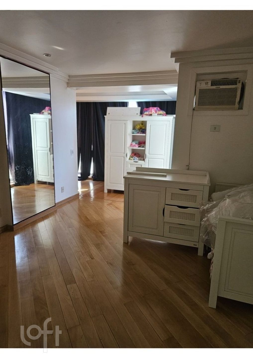 Apartamento à venda com 4 quartos, 186m² - Foto 17