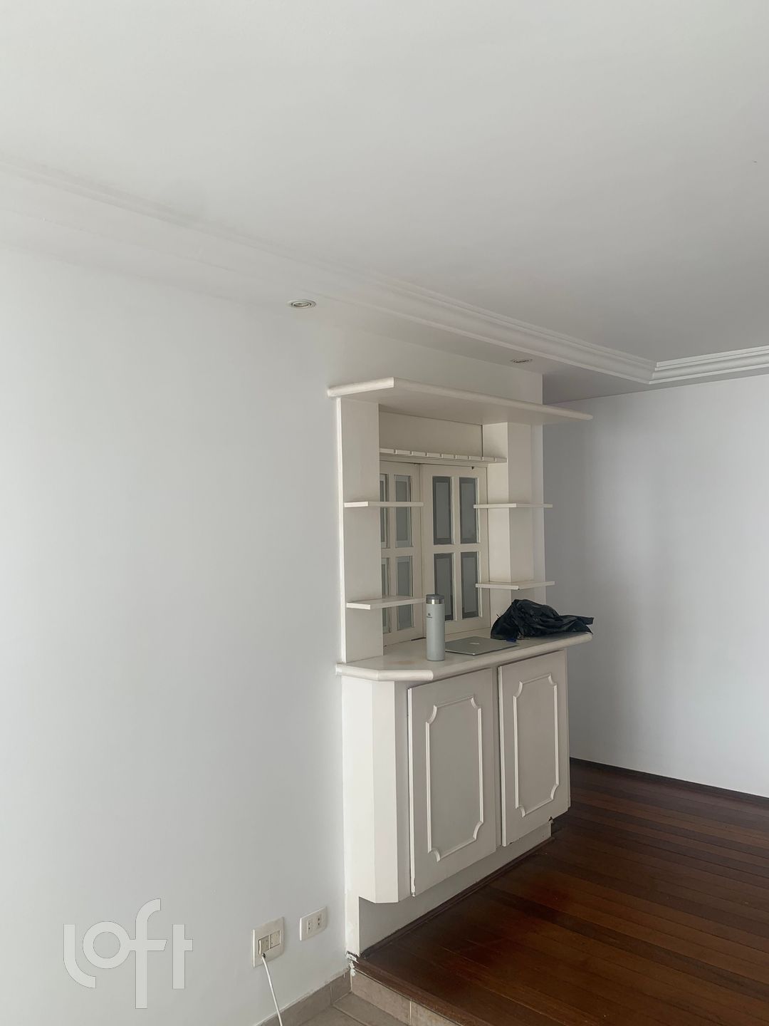 Apartamento à venda com 2 quartos, 56m² - Foto 1