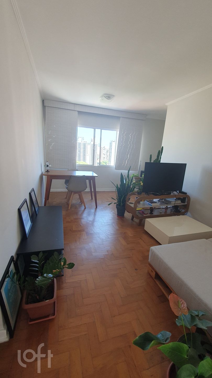 Apartamento à venda em Vila Olímpia com 77 m², 2 q
