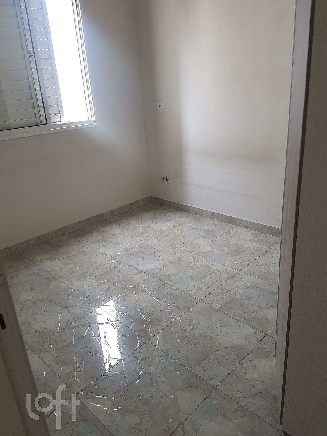 Apartamento à venda com 2 quartos, 47m² - Foto 3