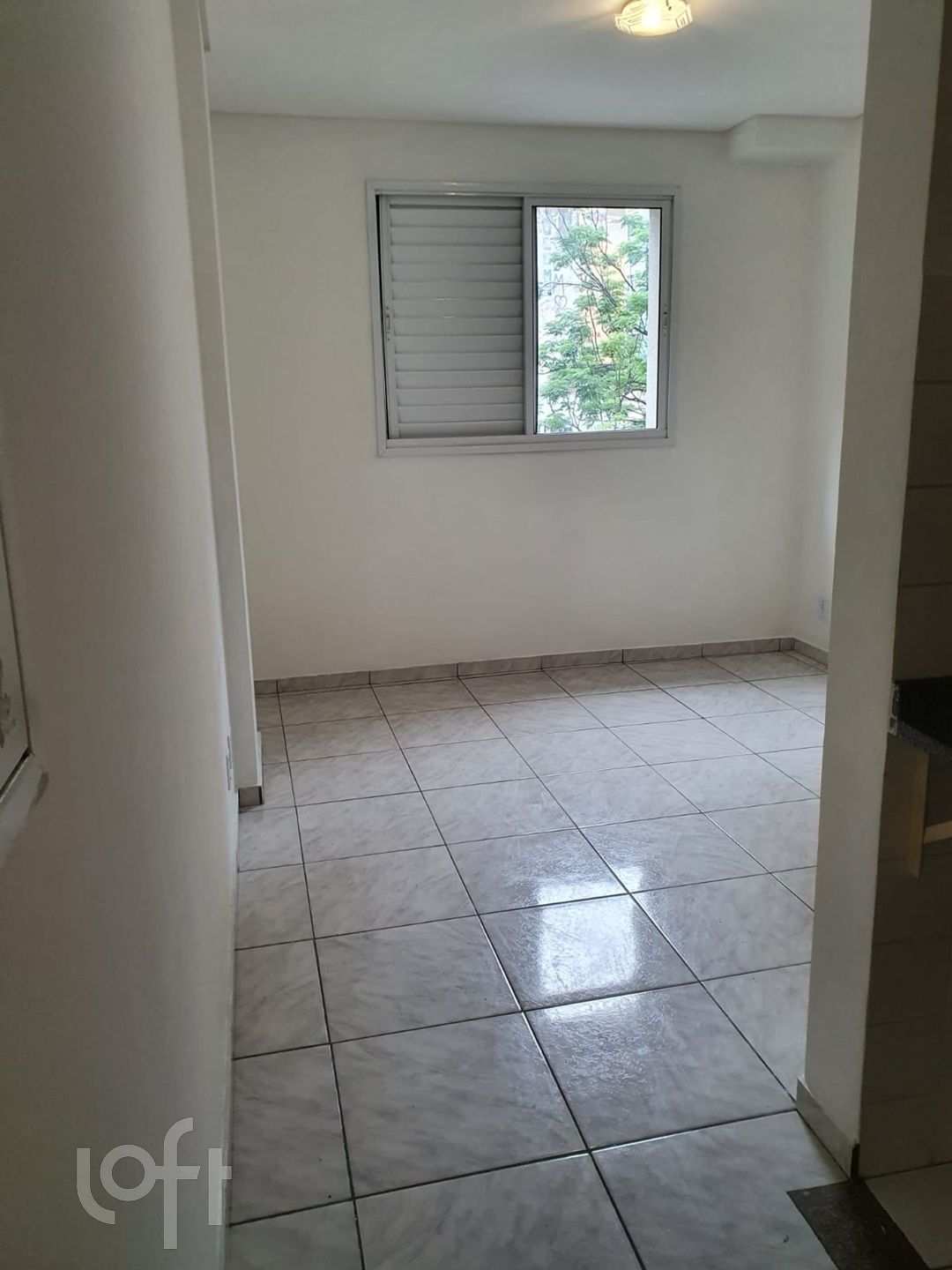 Apartamento à venda com 1 quarto, 27m² - Foto 1