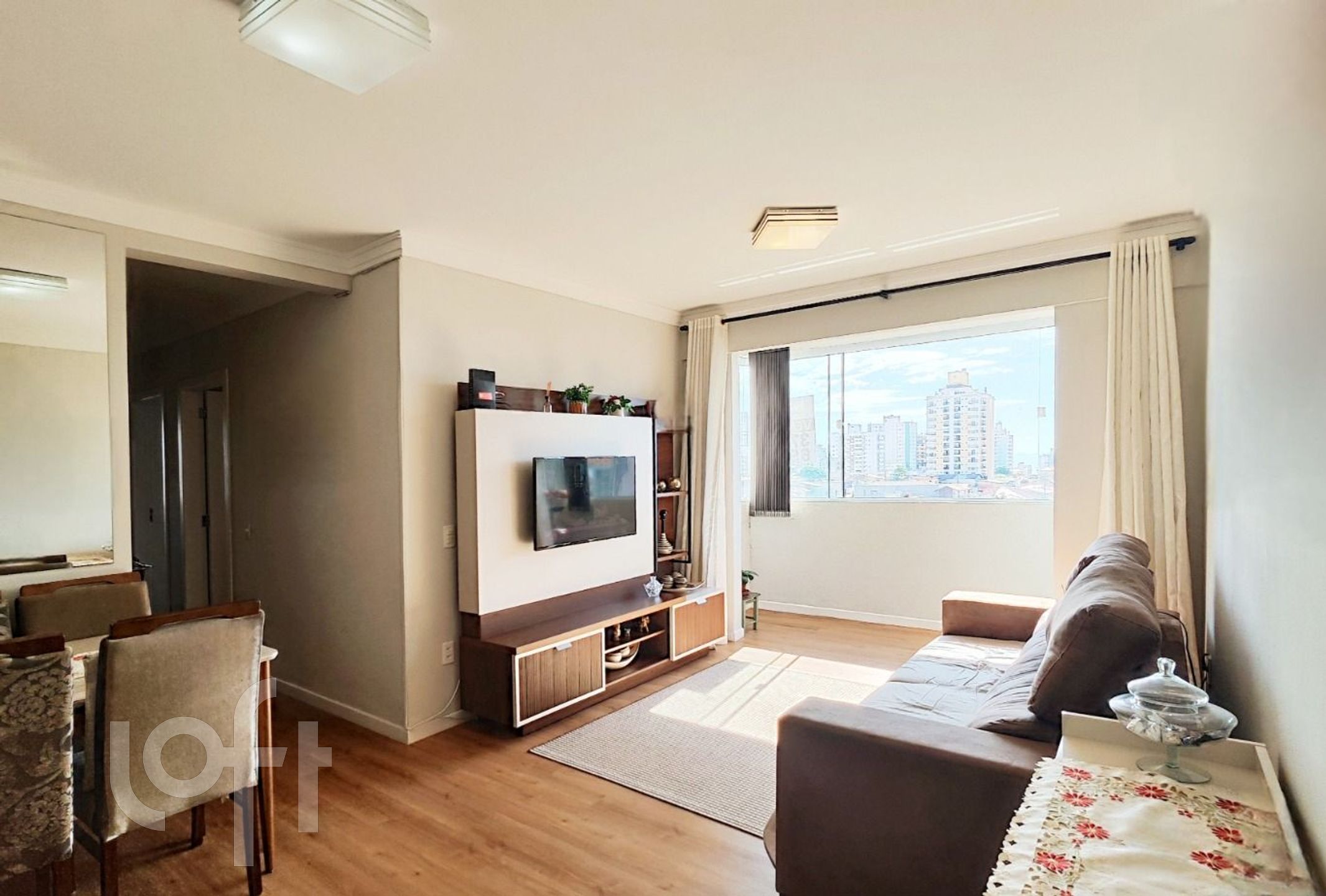 Apartamentos com 76m², 3 quartos, 1 garagem, no bairro Barreiros em São José