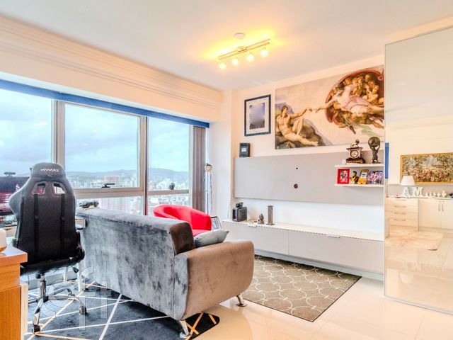 Apartamento com 46m², 1 dormitório, 1 vaga, Praia de Belas em Porto Alegre