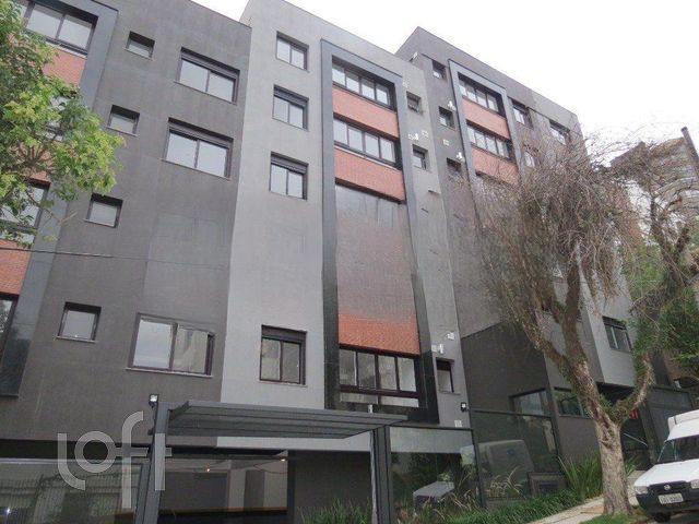 Apartamento com 111m², 2 dormitórios, 1 suíte, 2 vagas, Rio Branco em Porto Alegre
