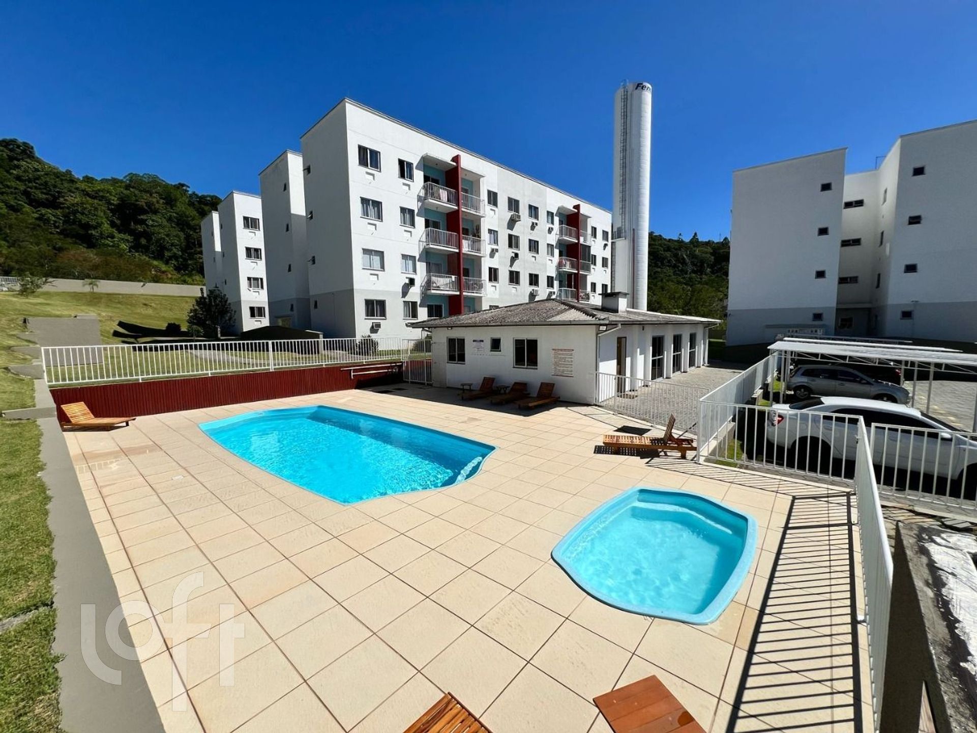 Apartamento à venda em Sao Sebastiao com 52 m², 2 quartos, 1 vaga
