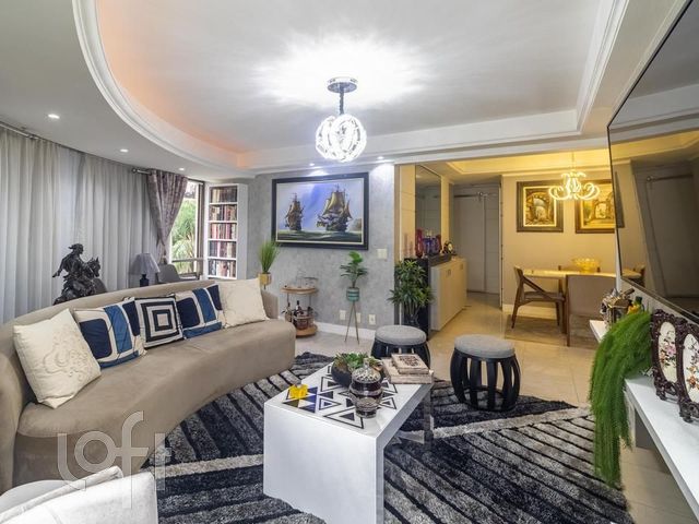 Apartamento com 104m², 3 dormitórios, 1 suíte, 2 vagas, Bela Vista em Porto Alegre