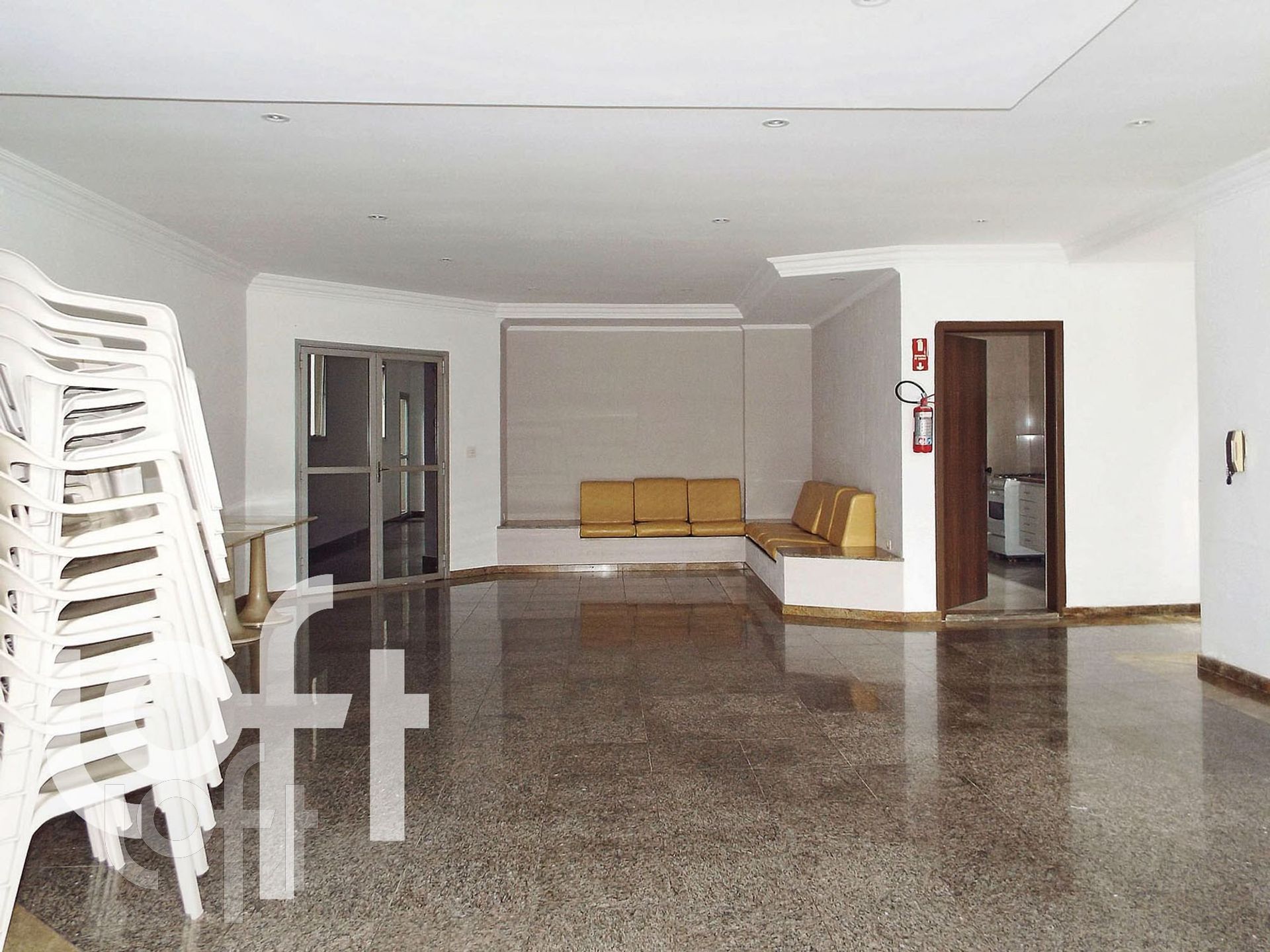 Apartamento à venda com 4 quartos, 155m² - Foto 14