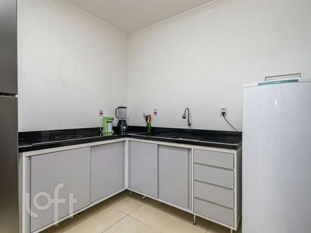 Apartamento com 91m², 3 dormitórios, 1 vaga, Floresta em Porto Alegre