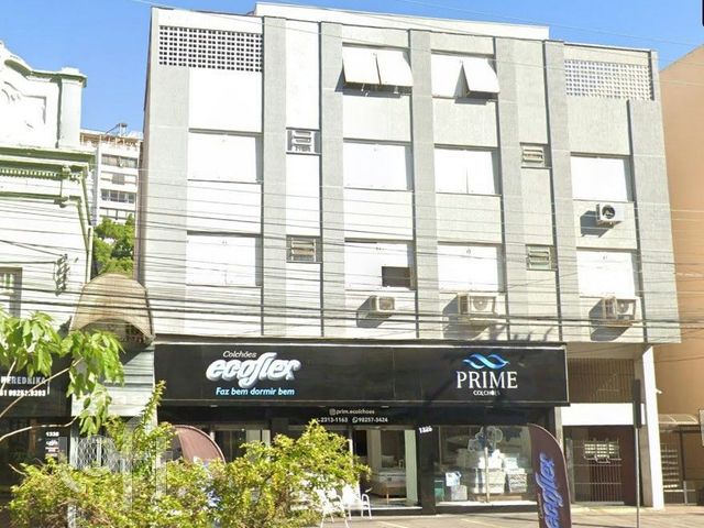 Apartamento com 91m², 3 dormitórios, 1 vaga, Floresta em Porto Alegre