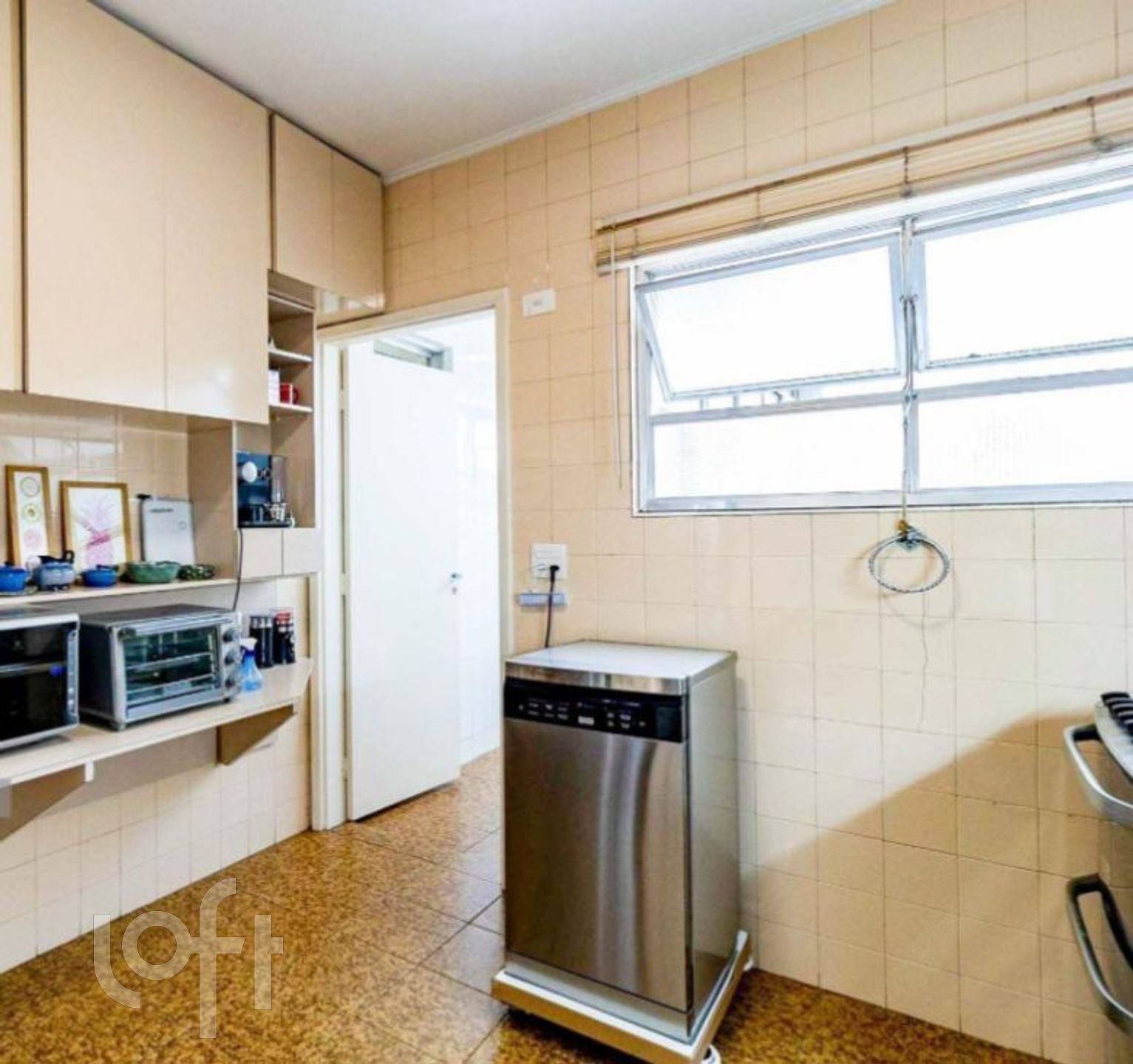 Apartamento à venda com 3 quartos, 107m² - Foto 8