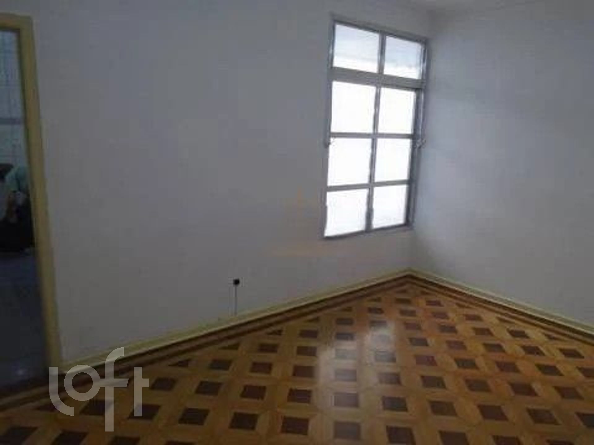 Apartamento à venda com 2 quartos, 75m² - Foto 1