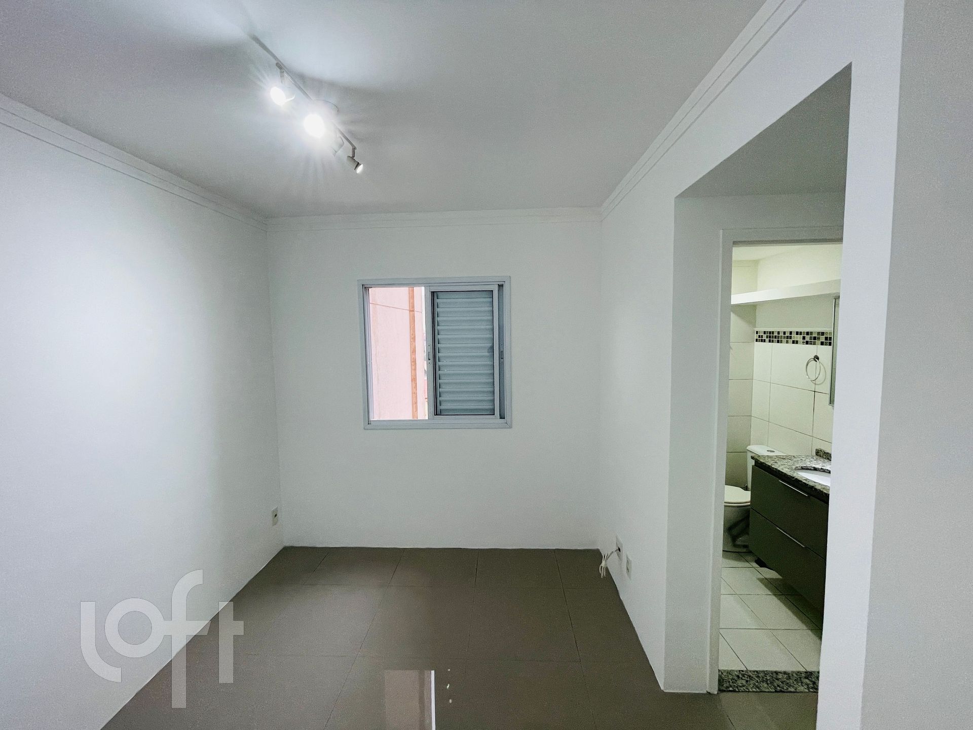 Apartamento à venda com 2 quartos, 69m² - Foto 20