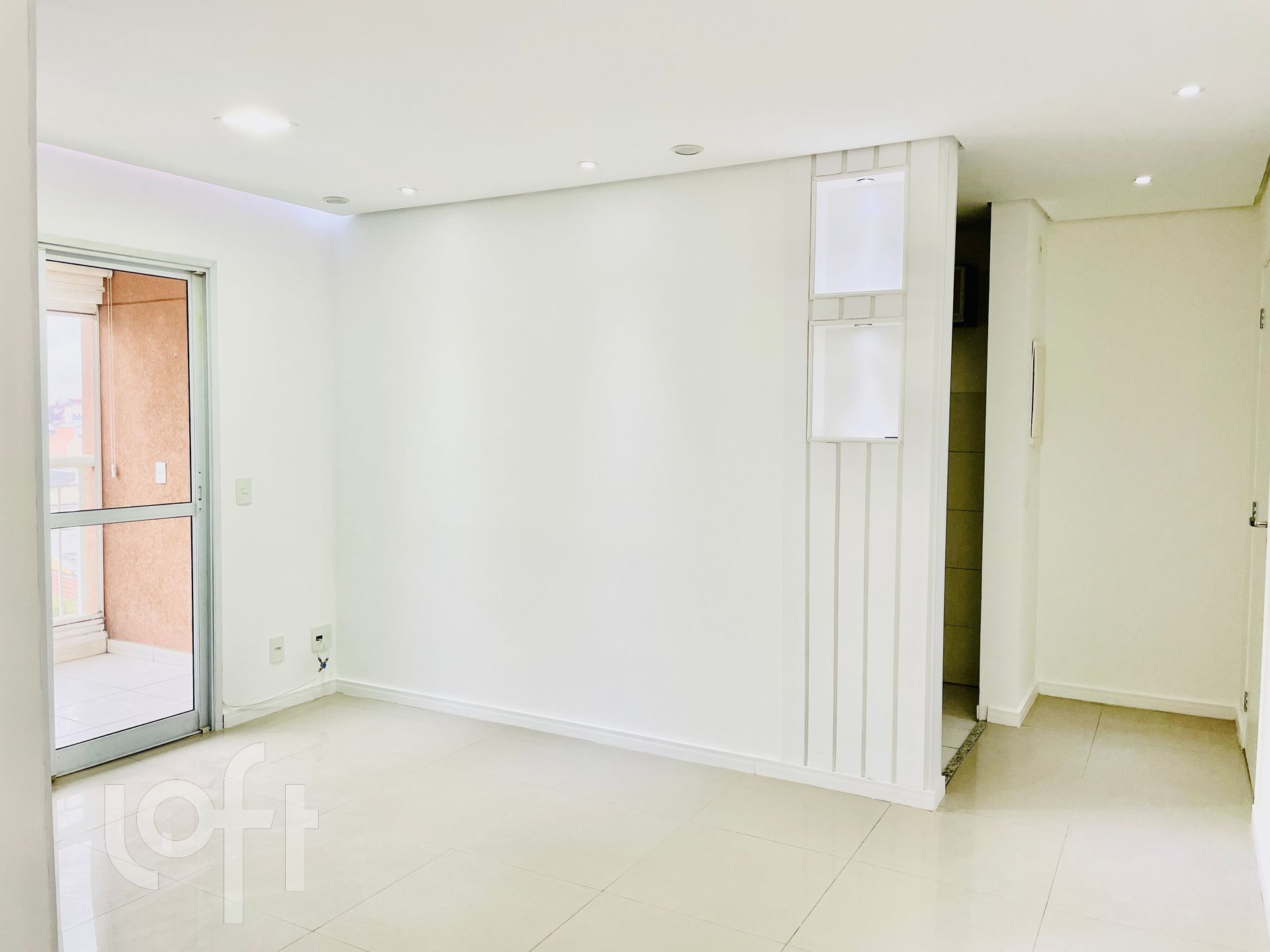 Apartamento à venda com 2 quartos, 69m² - Foto 5