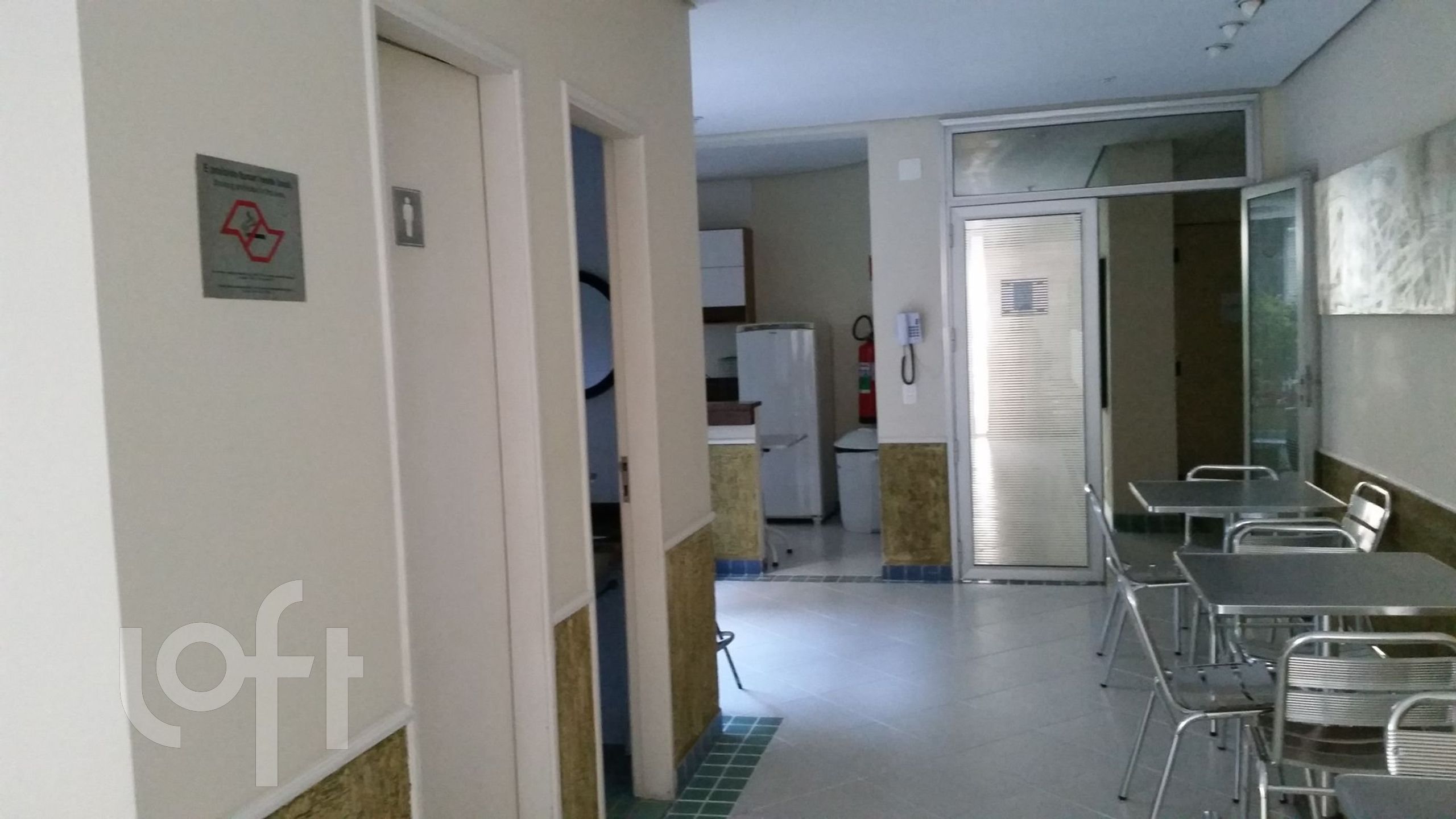 Apartamento à venda com 1 quarto, 42m² - Foto 21