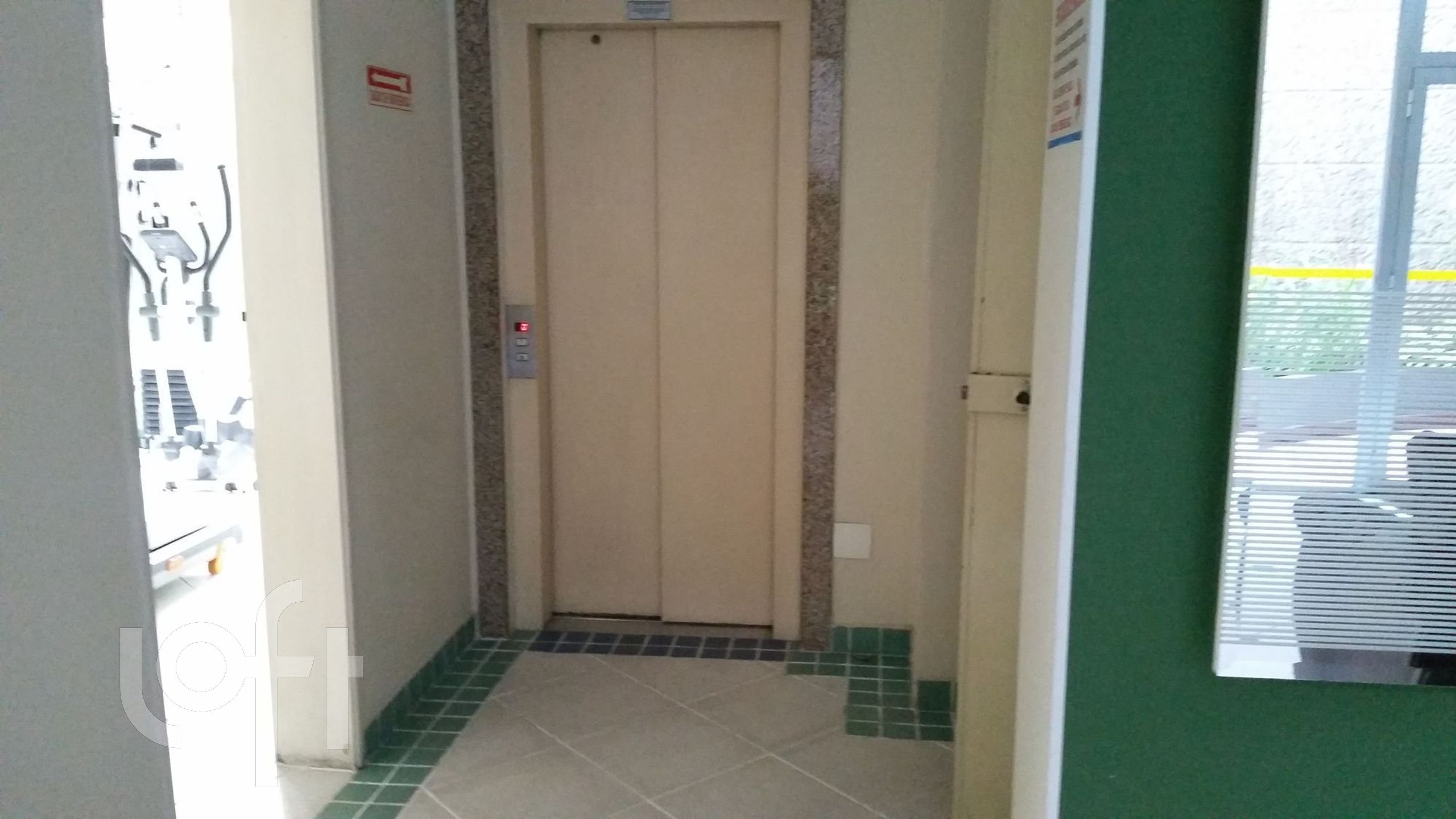 Apartamento à venda com 1 quarto, 42m² - Foto 18