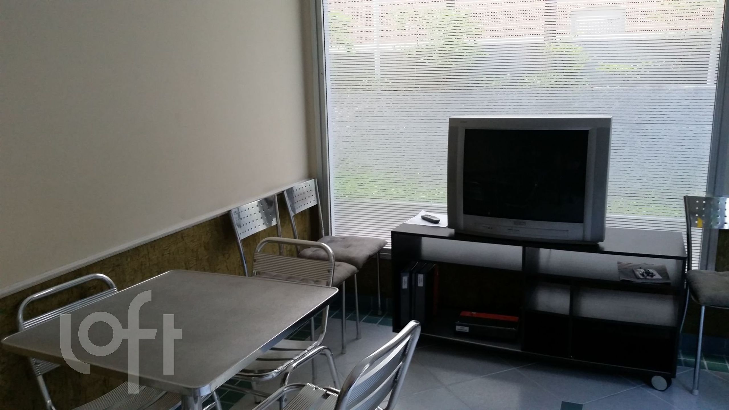 Apartamento à venda com 1 quarto, 42m² - Foto 20