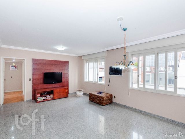 Apartamento com 101m², 3 dormitórios, 1 suíte, 1 vaga, Rio Branco em Porto Alegre
