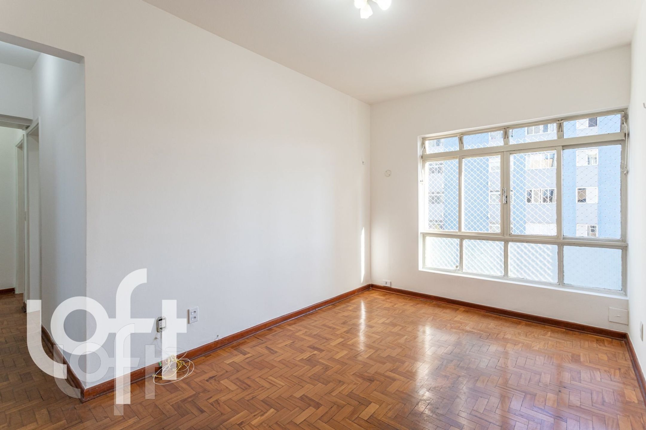 Apartamento à venda com 2 quartos, 70m² - Foto 1