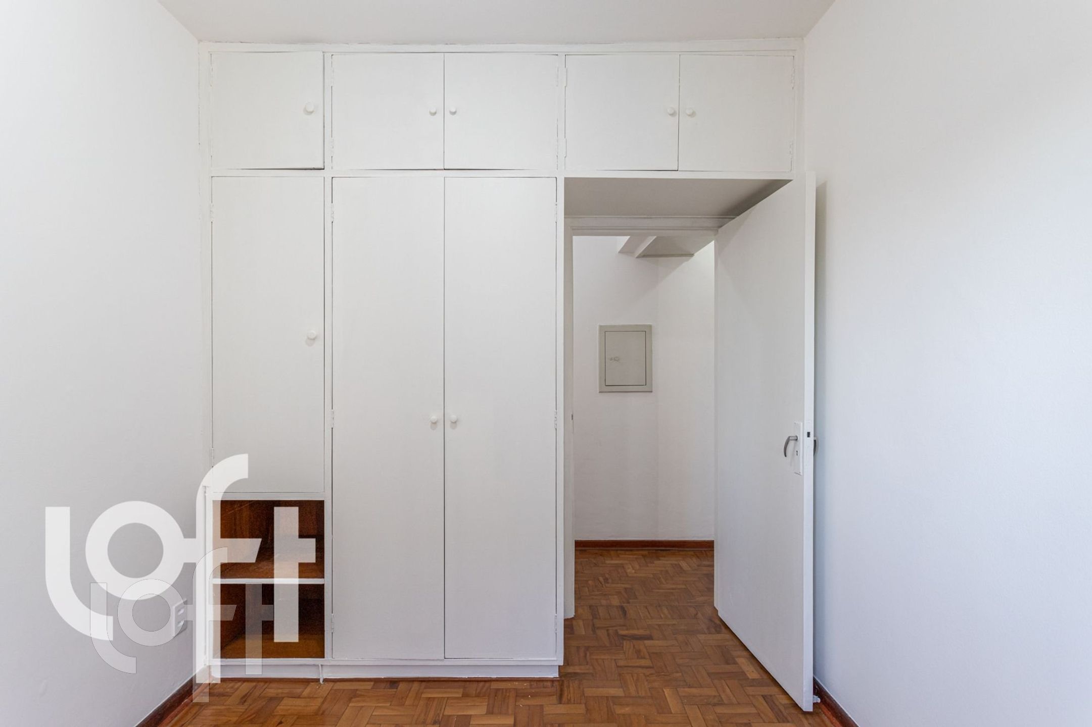 Apartamento à venda com 2 quartos, 70m² - Foto 4