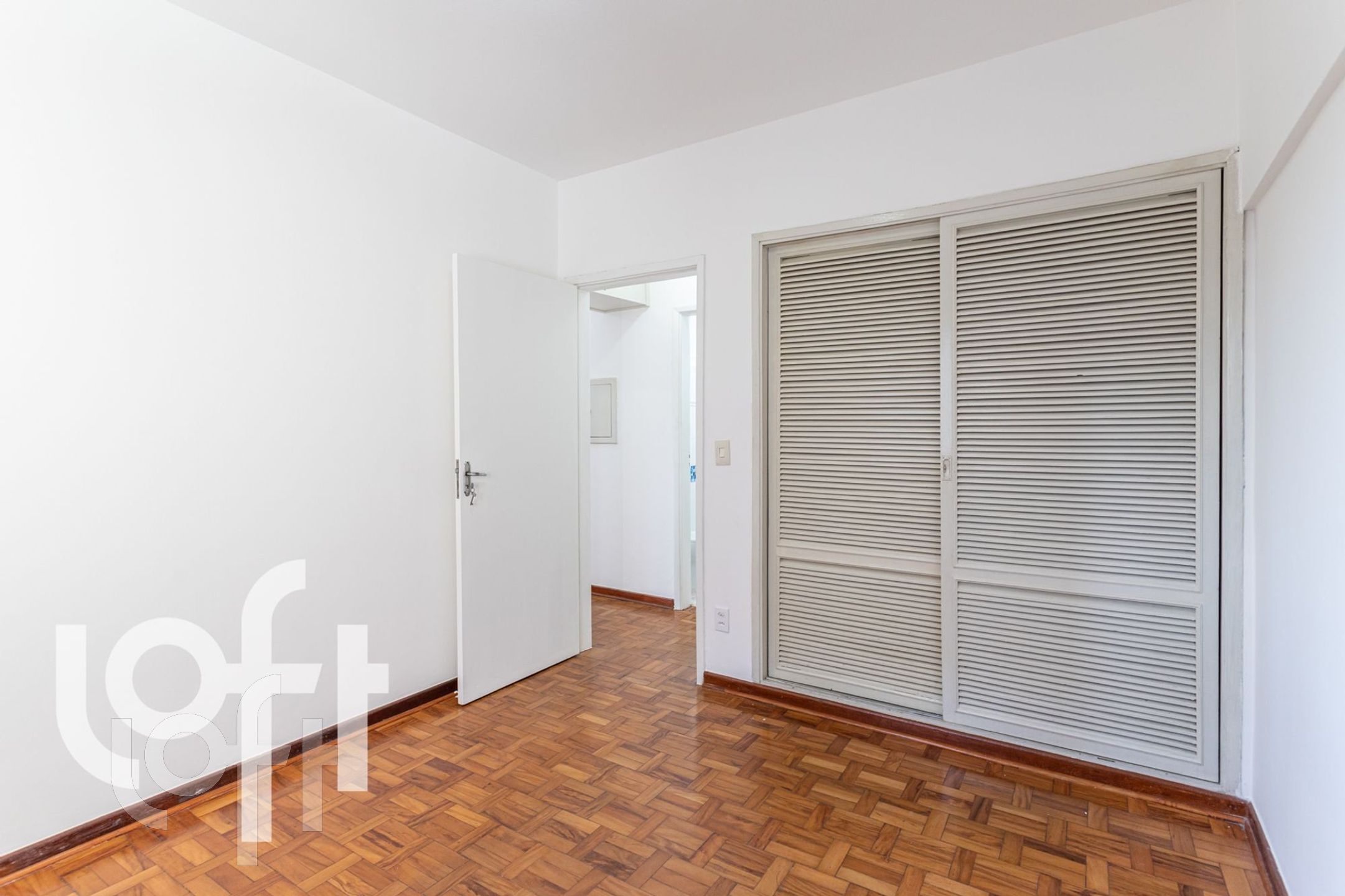 Apartamento à venda com 2 quartos, 70m² - Foto 8